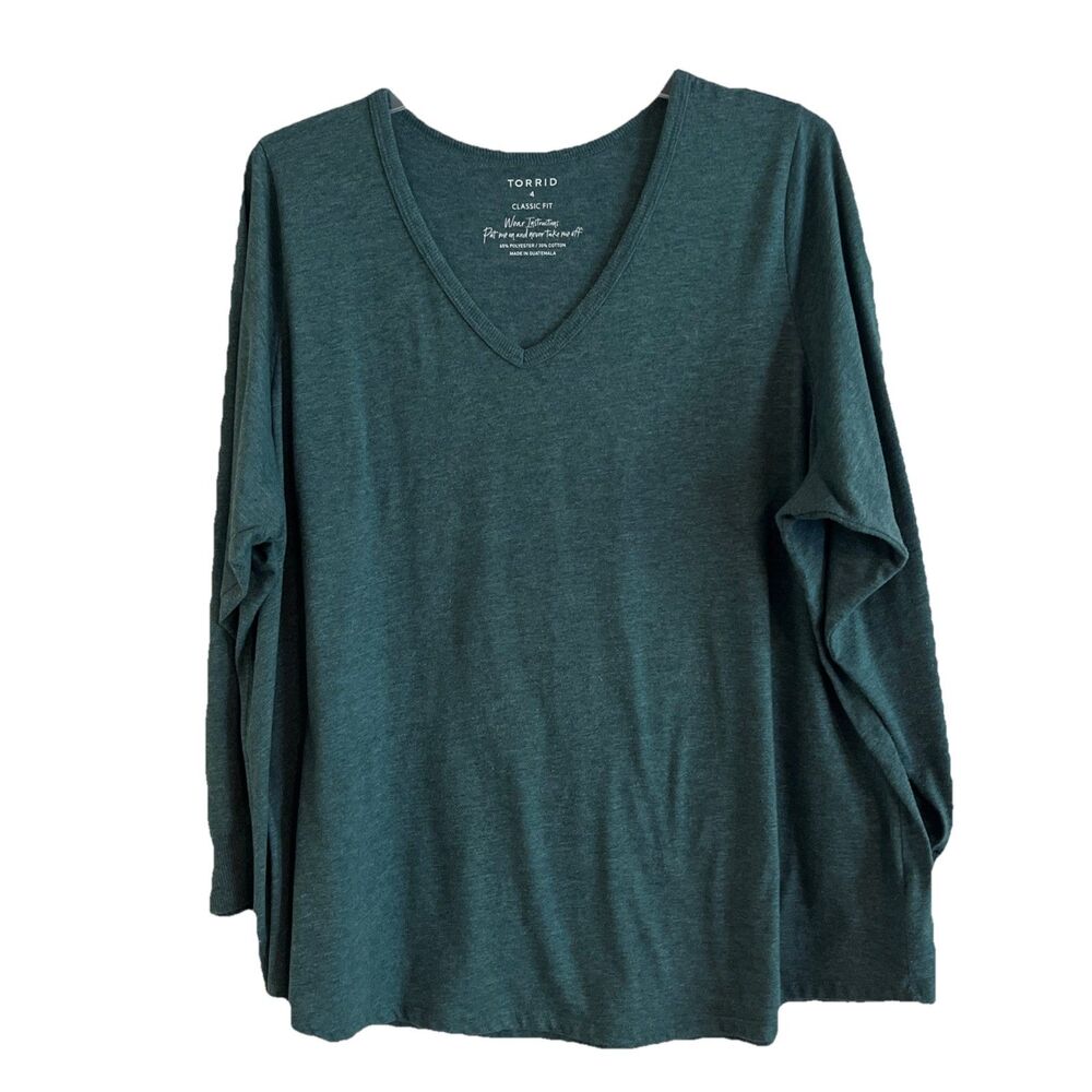 Torrid Classic Fit Shirt Womens 4 Green Long Sleeve Tee V Neck Cuffed Soft